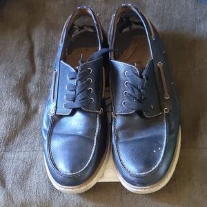 Black casual dress shoes